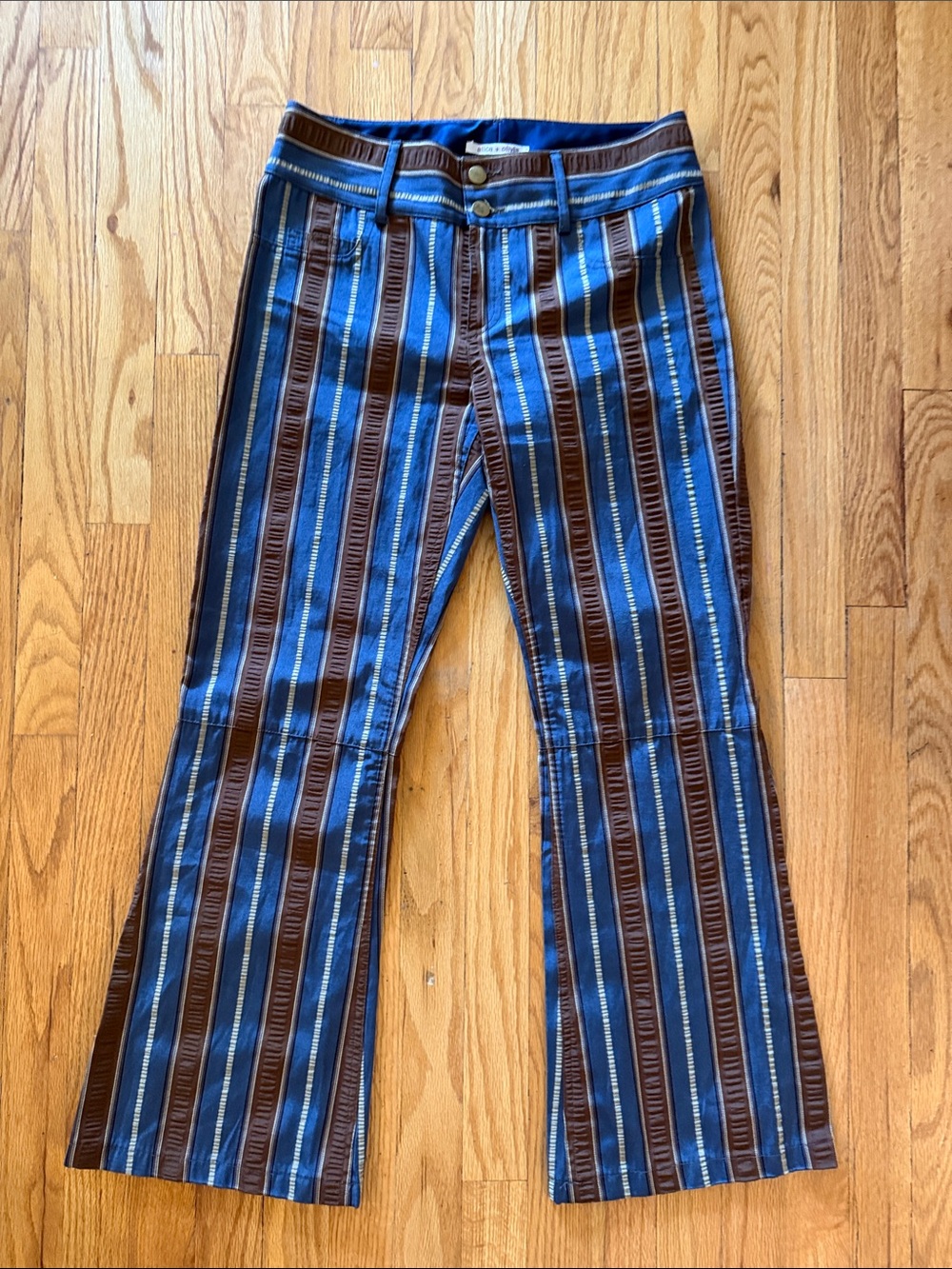 Alice + Olivia sz 6 Striped Blue Brown Women's Jeans 15โx9โx27โ good condition